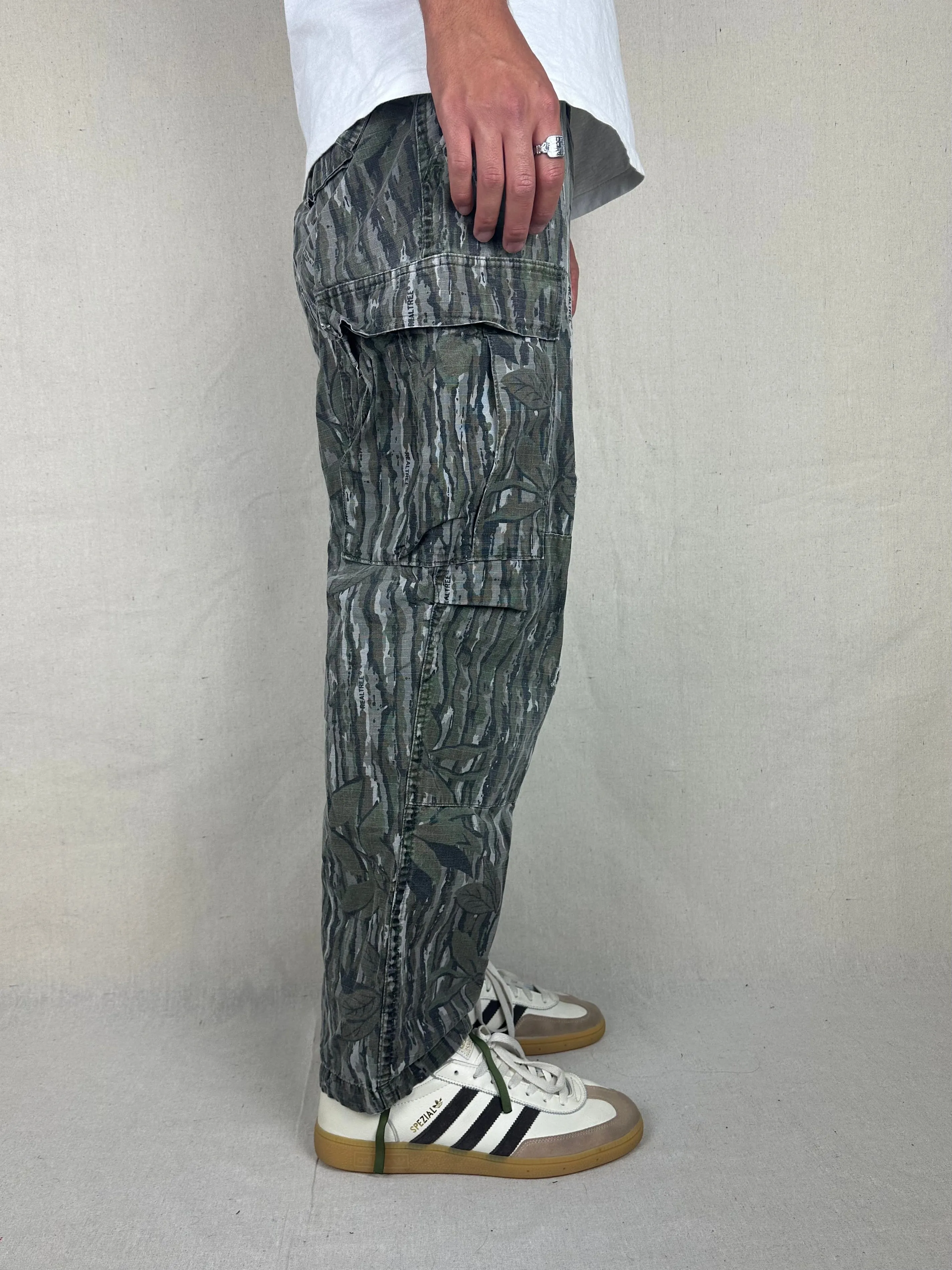 90's Realtree Camo Vintage Cargo Pants Size 34x30