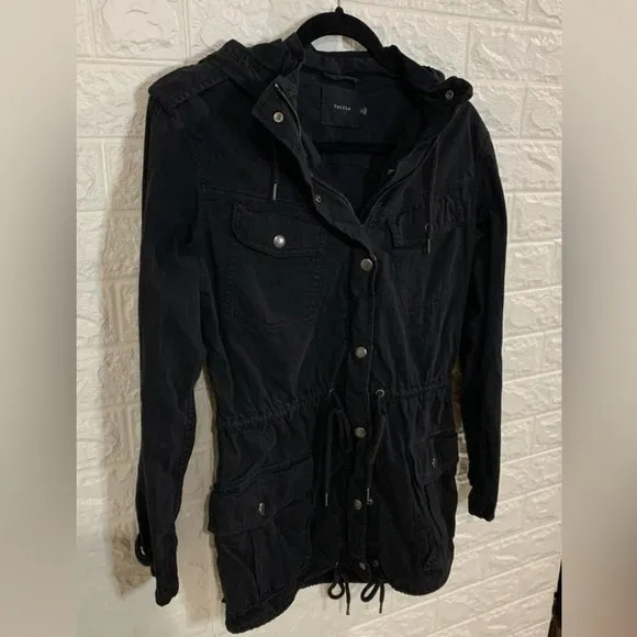 Aritzia Talula Trooper Cargo Hooded Utility Coat Jacket Parka in Black Size Extr