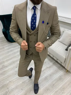 Austin Brown Slim Fit Peak Lapel Suit: Elevate Your Wardrobe