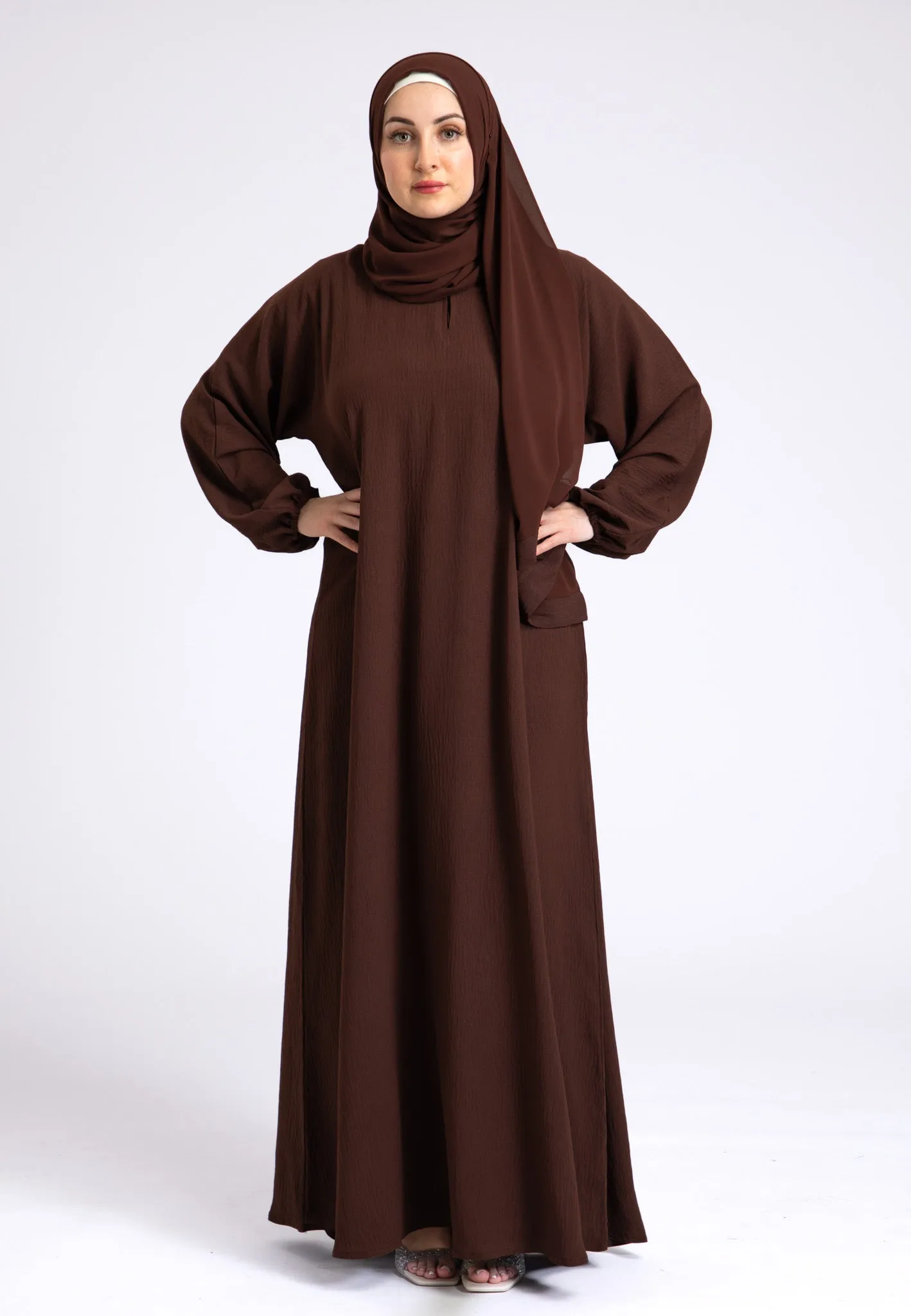 Basic Everyday Abaya With Elasticated Sleeves - Brown