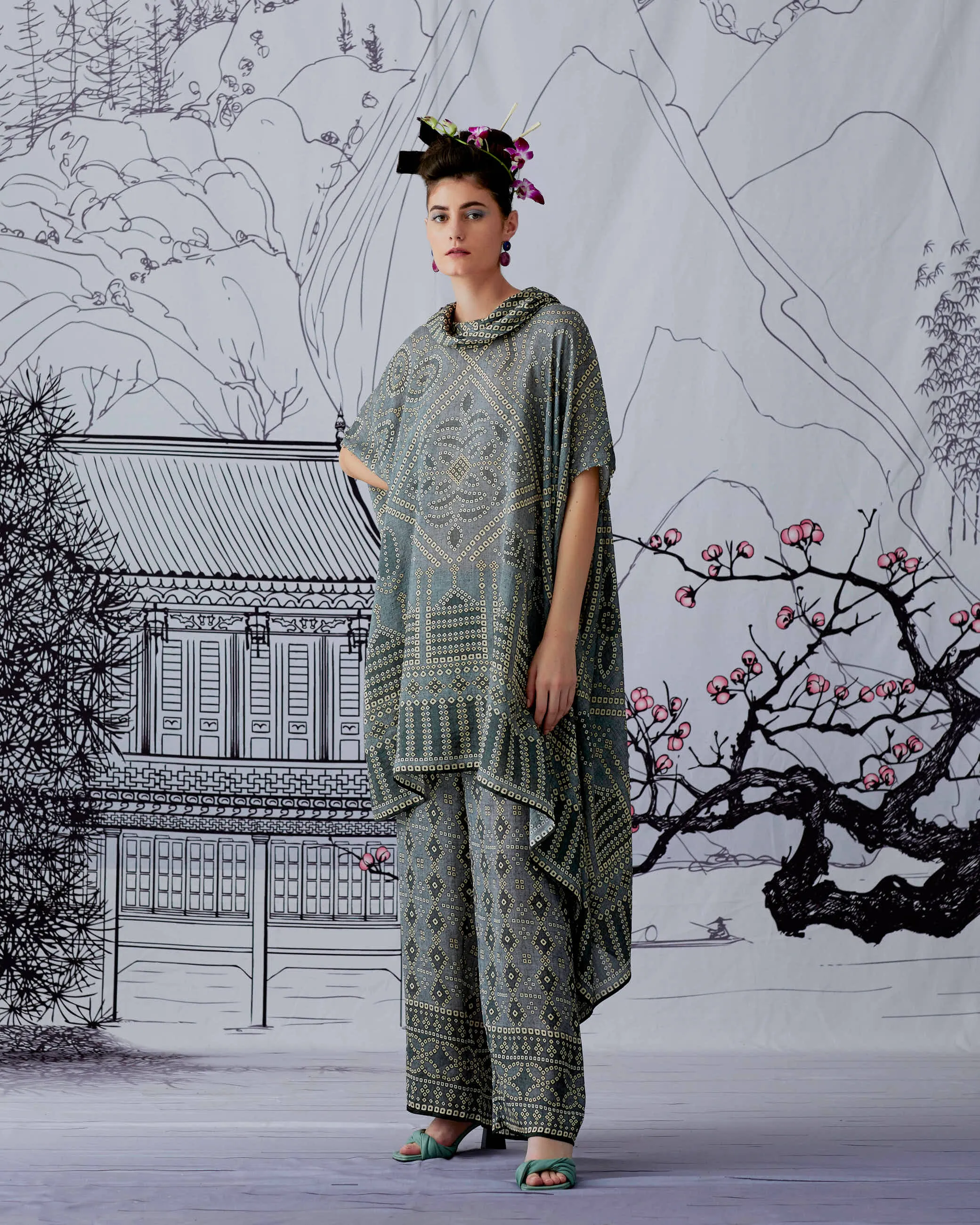 Ber : Lavanya - Charcoal