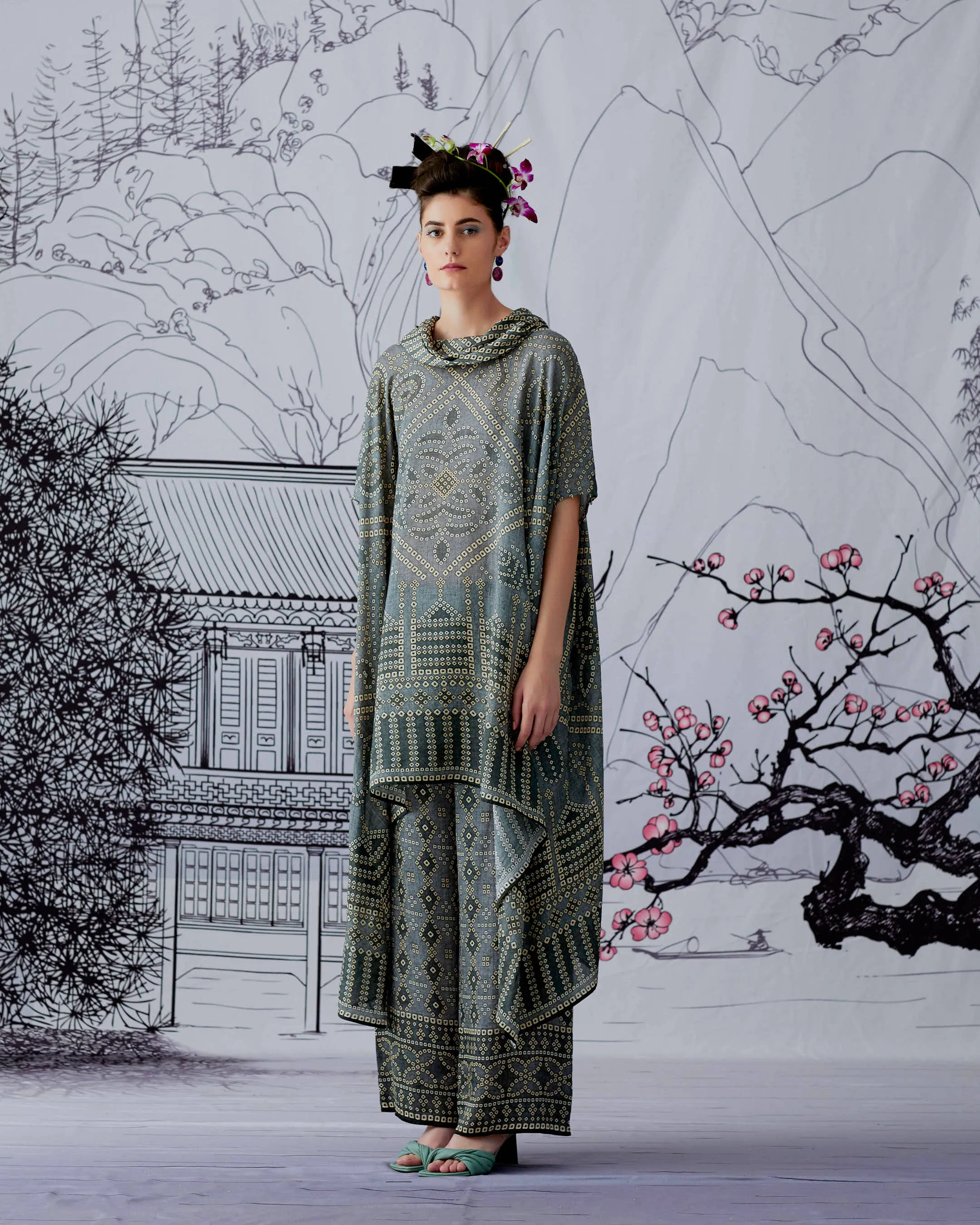 Ber : Lavanya - Charcoal