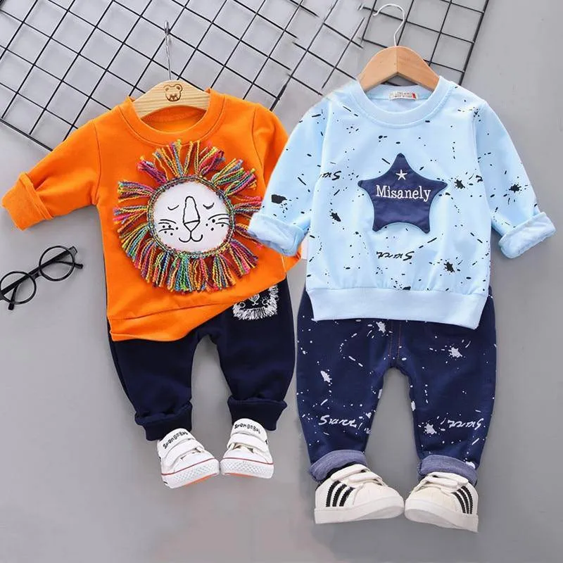 Boys Star Lion Printed Top   Pants Tracksuit