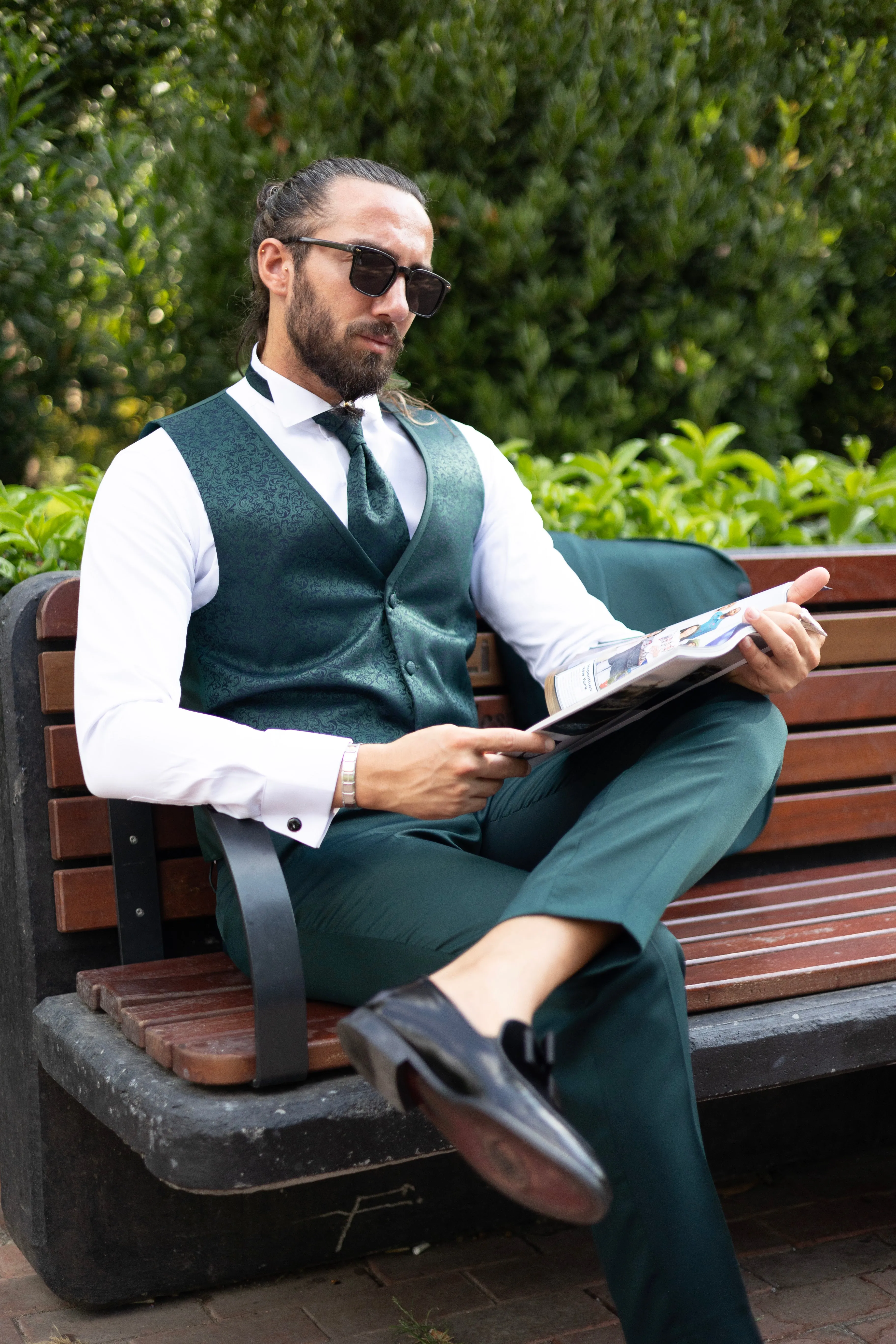 Brabion Amadeo Green Slim Fit Peak Lapel Groom Tuxedo