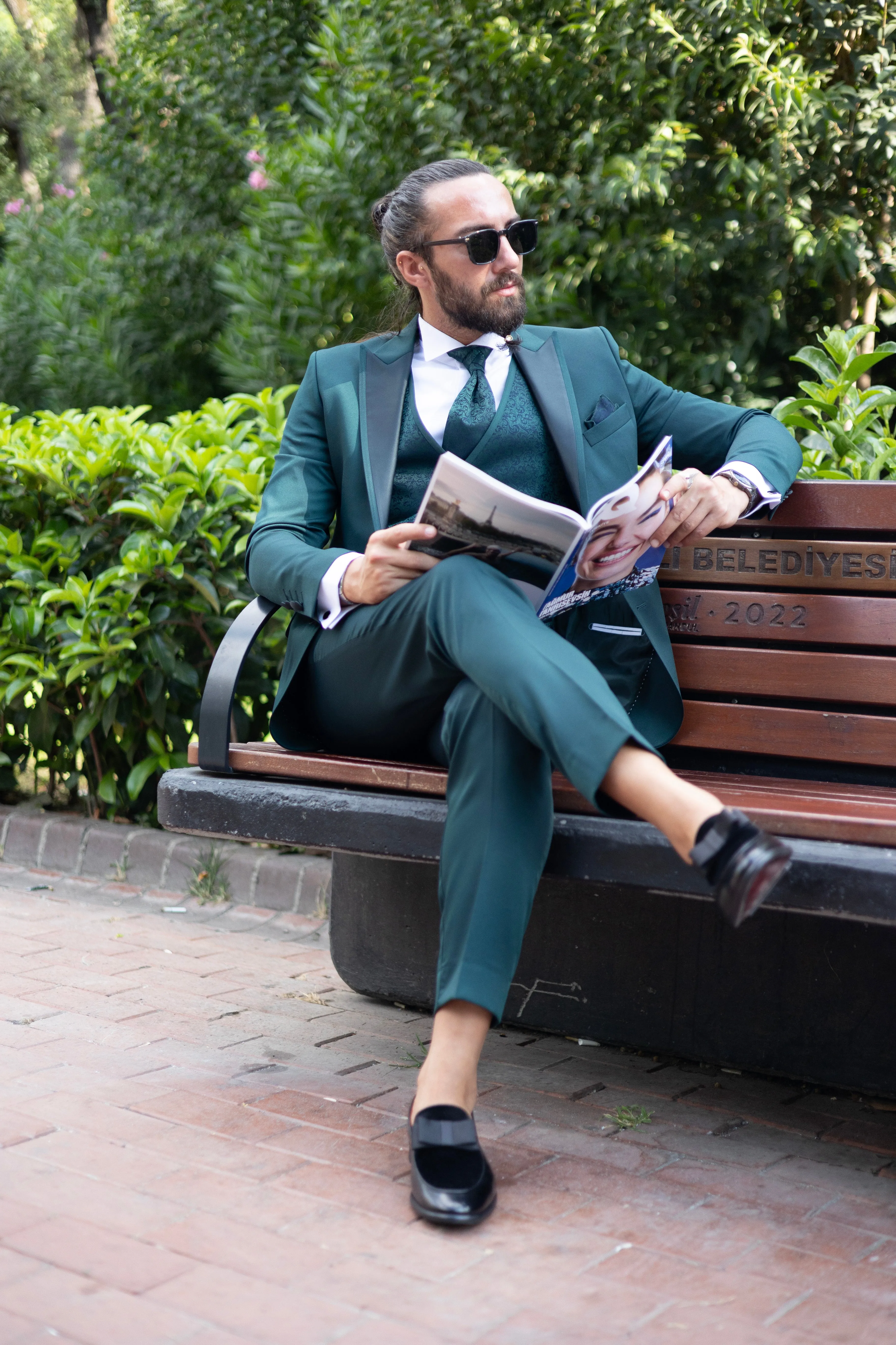 Brabion Amadeo Green Slim Fit Peak Lapel Groom Tuxedo