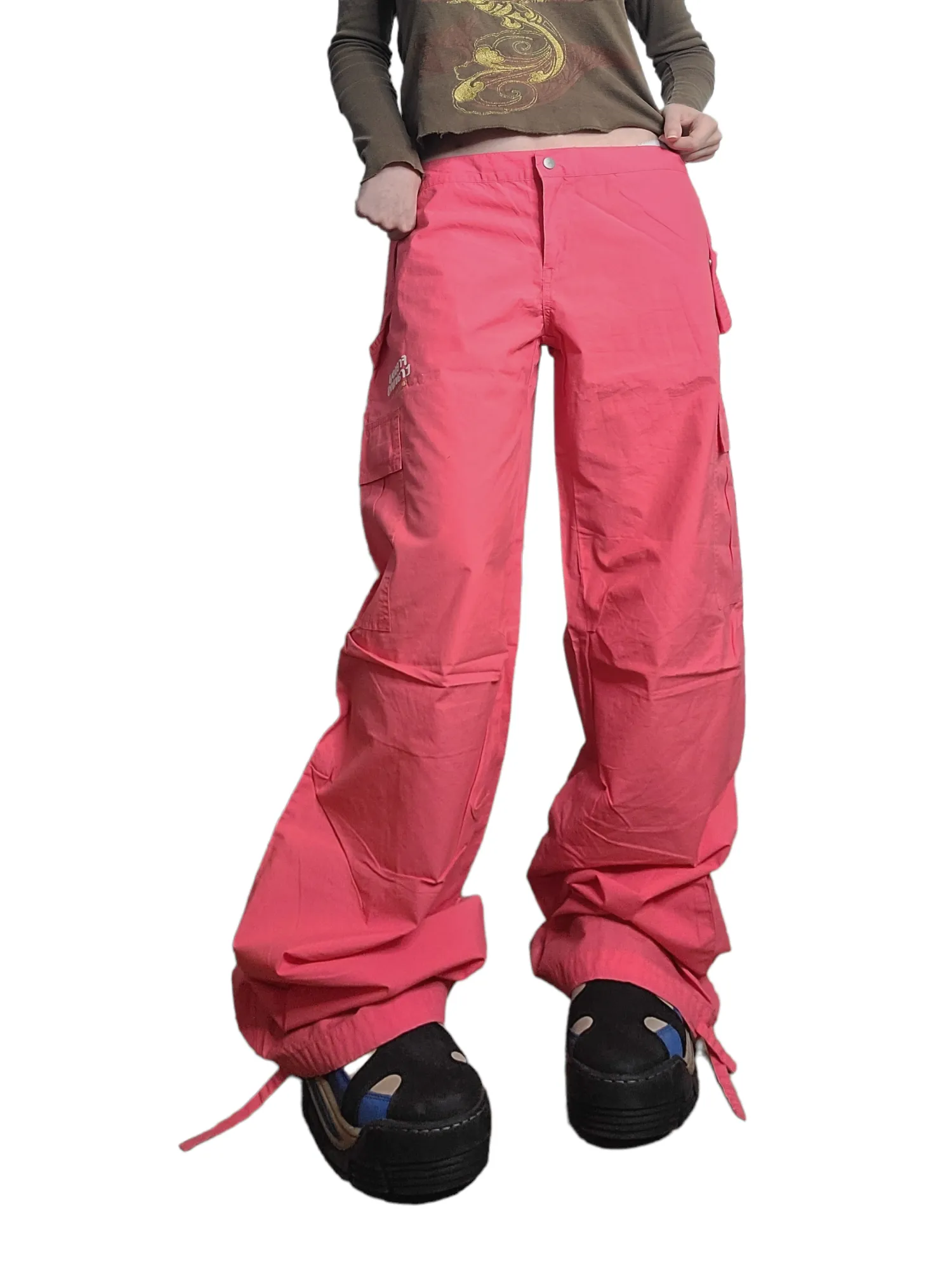 Cargo parachute rose