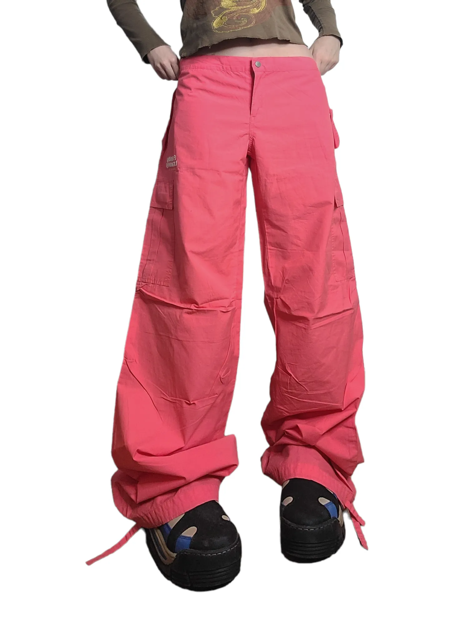 Cargo parachute rose