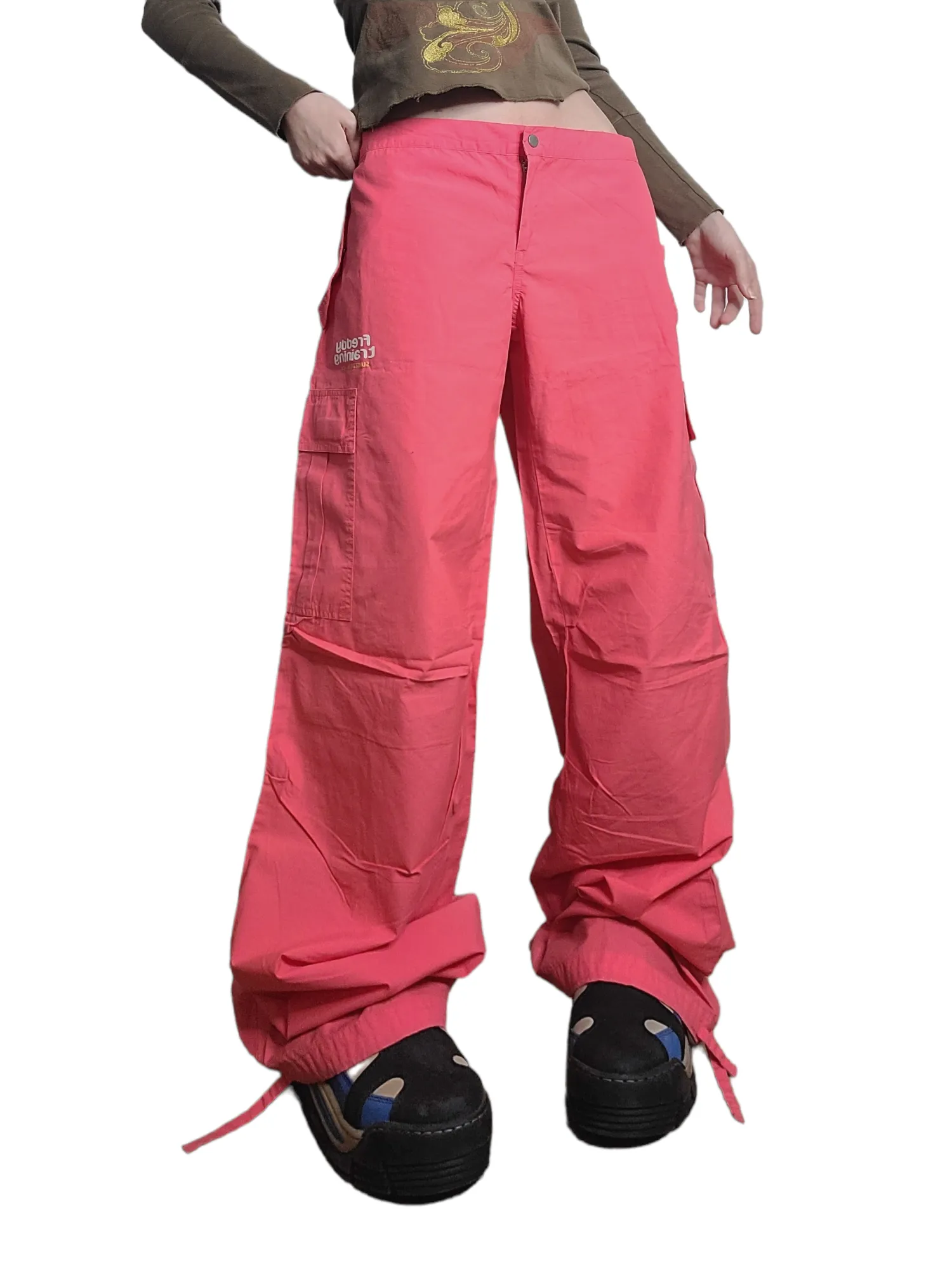 Cargo parachute rose