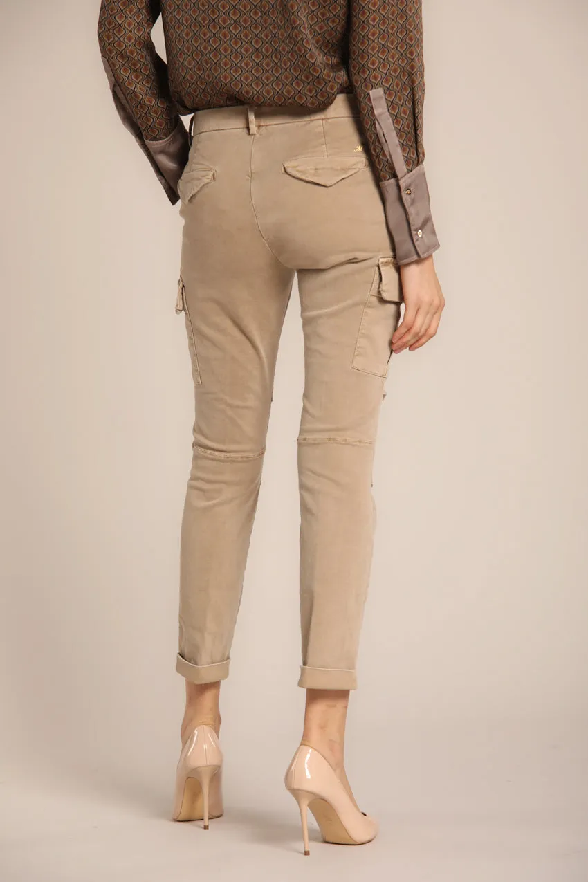 Chile City women's cargo pants in satin curvy fit