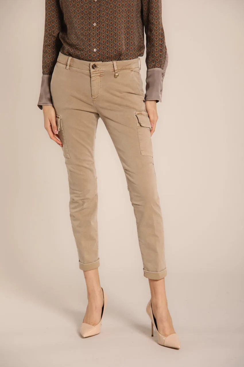Chile City women's cargo pants in satin curvy fit