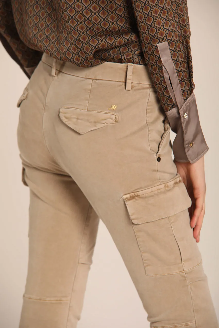 Chile City women's cargo pants in satin curvy fit
