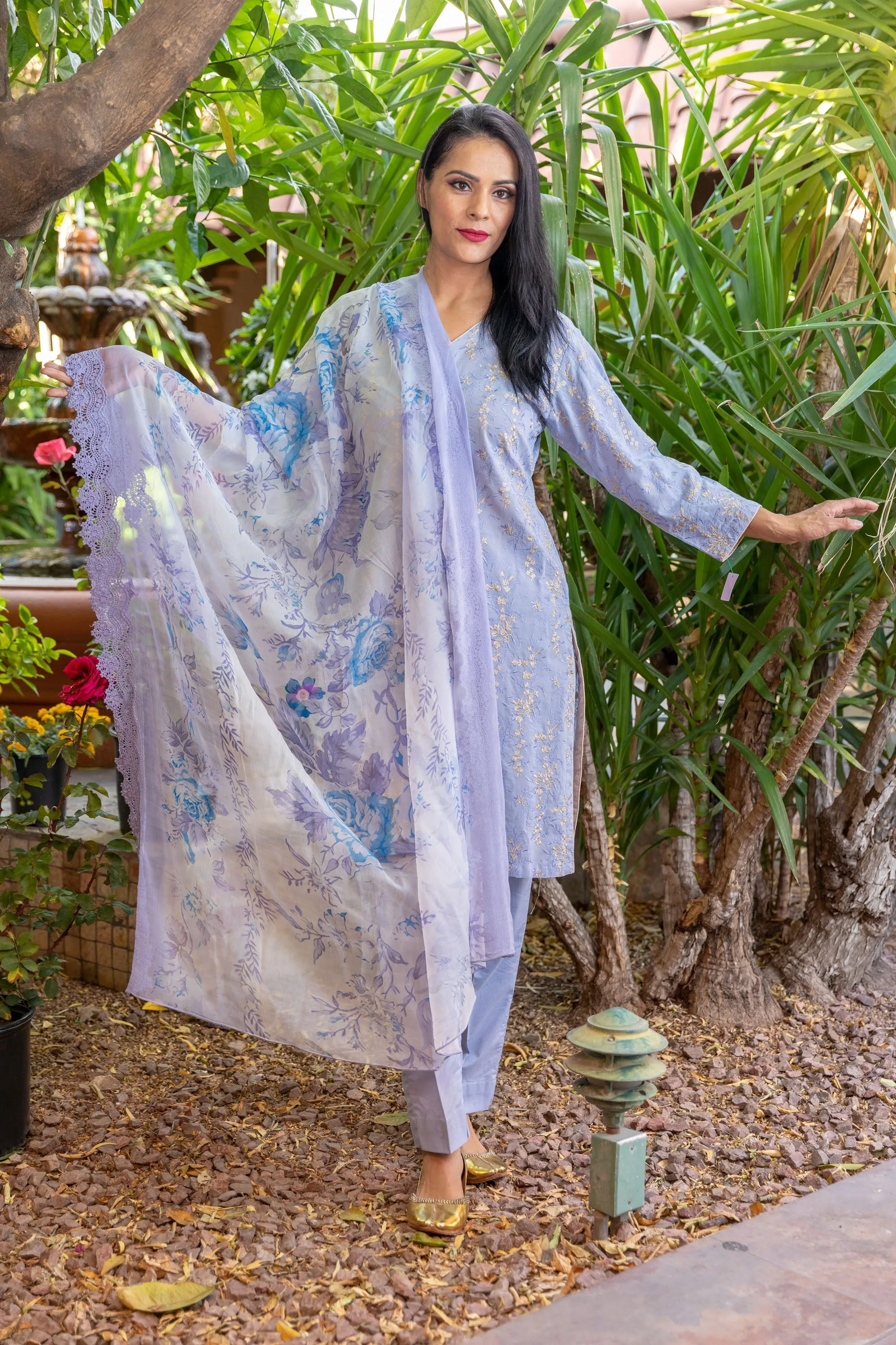 Cotton-Lawn Salwar Kameez Suit With Embroidery