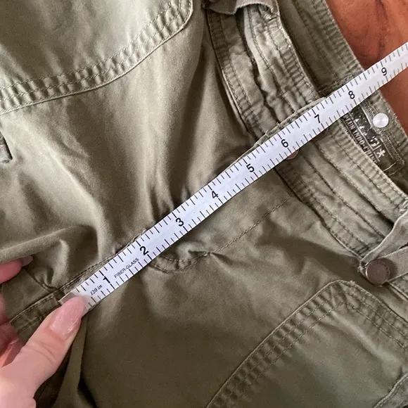 Da-Nang low rise baggy cargo short Y2K army green military surplus utility small