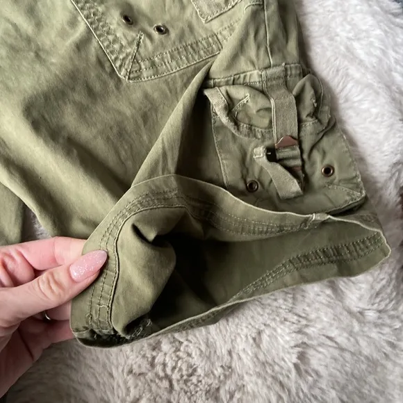 Da-Nang low rise baggy cargo short Y2K army green military surplus utility small