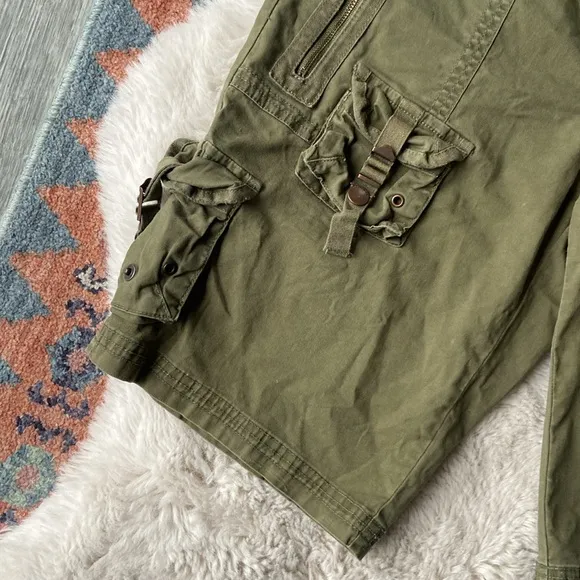 Da-Nang low rise baggy cargo short Y2K army green military surplus utility small