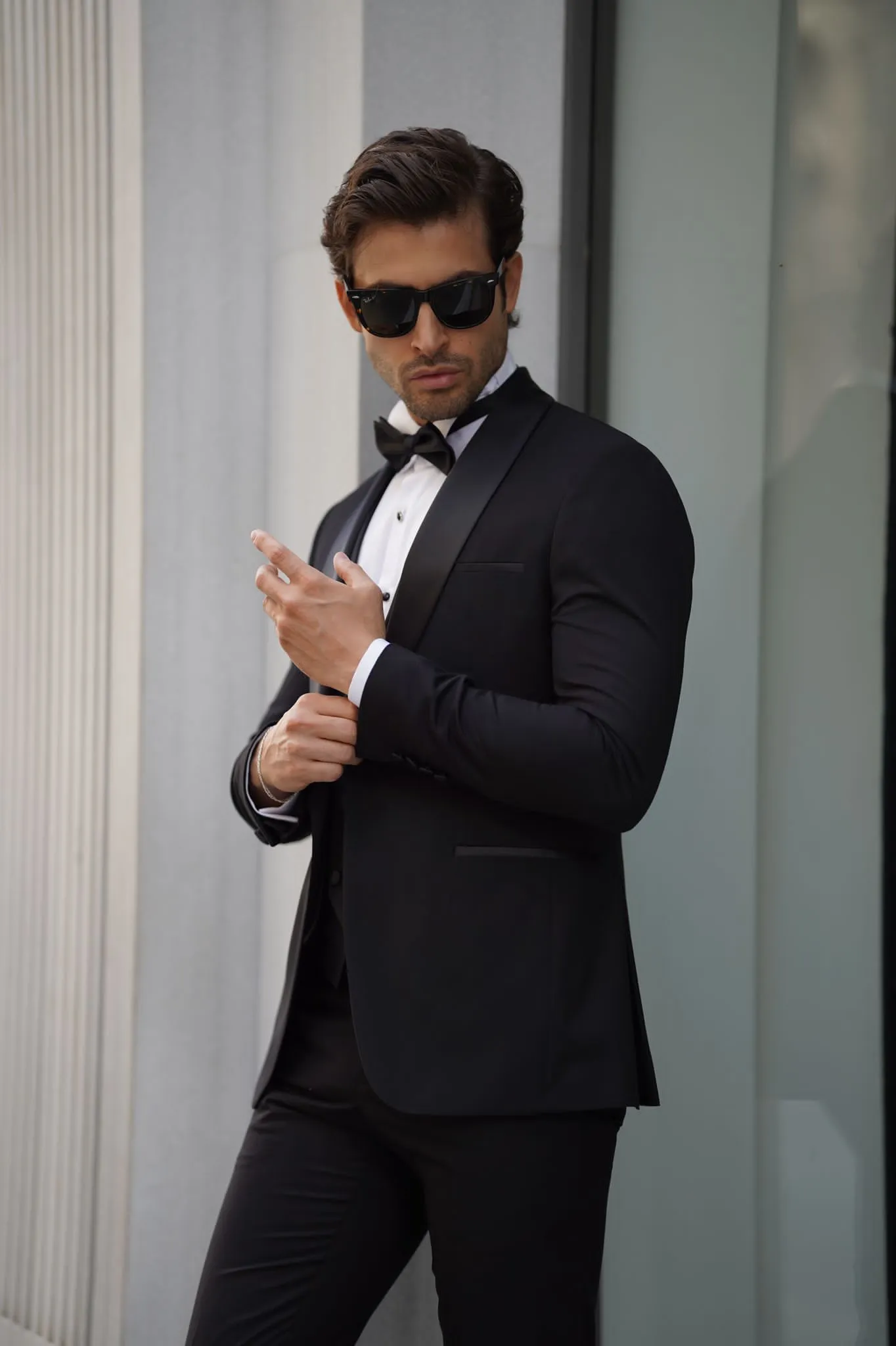 Daniel Slim-fit Shawl Collar Black Tuxedo - Elevate Your Formal Style