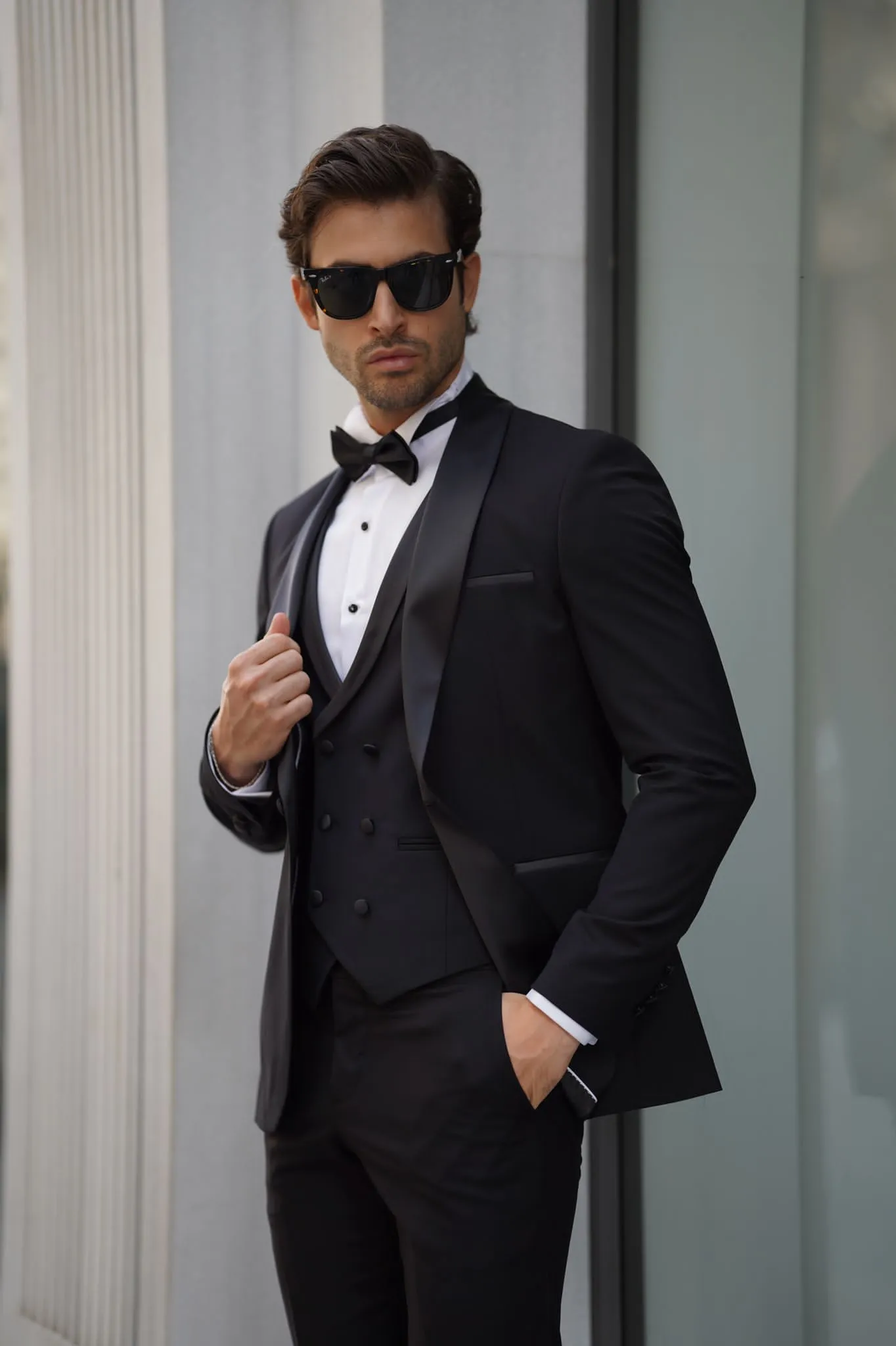 Daniel Slim-fit Shawl Collar Black Tuxedo - Elevate Your Formal Style