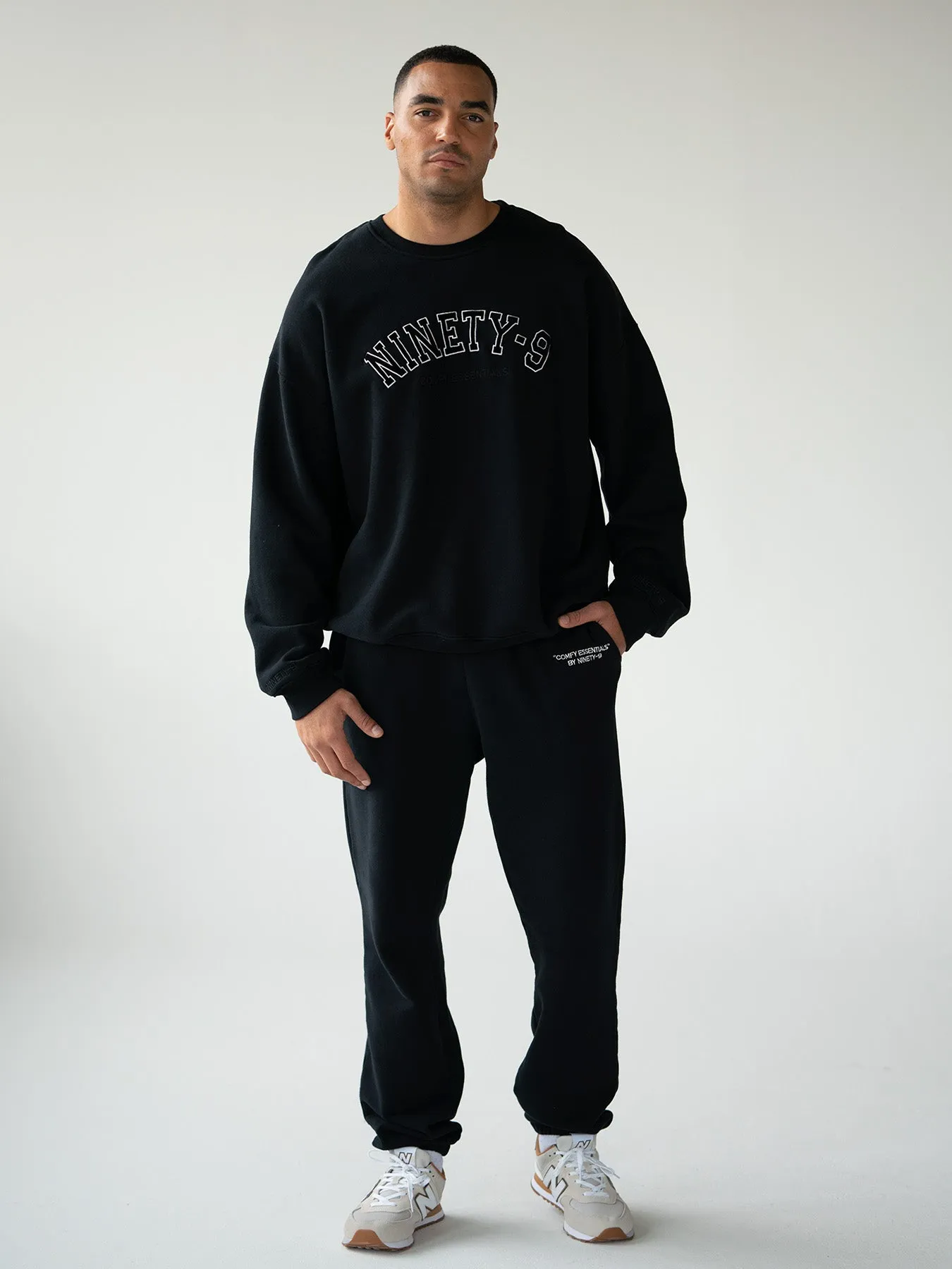 ESSENTIALS - Sweatpants  •  Black