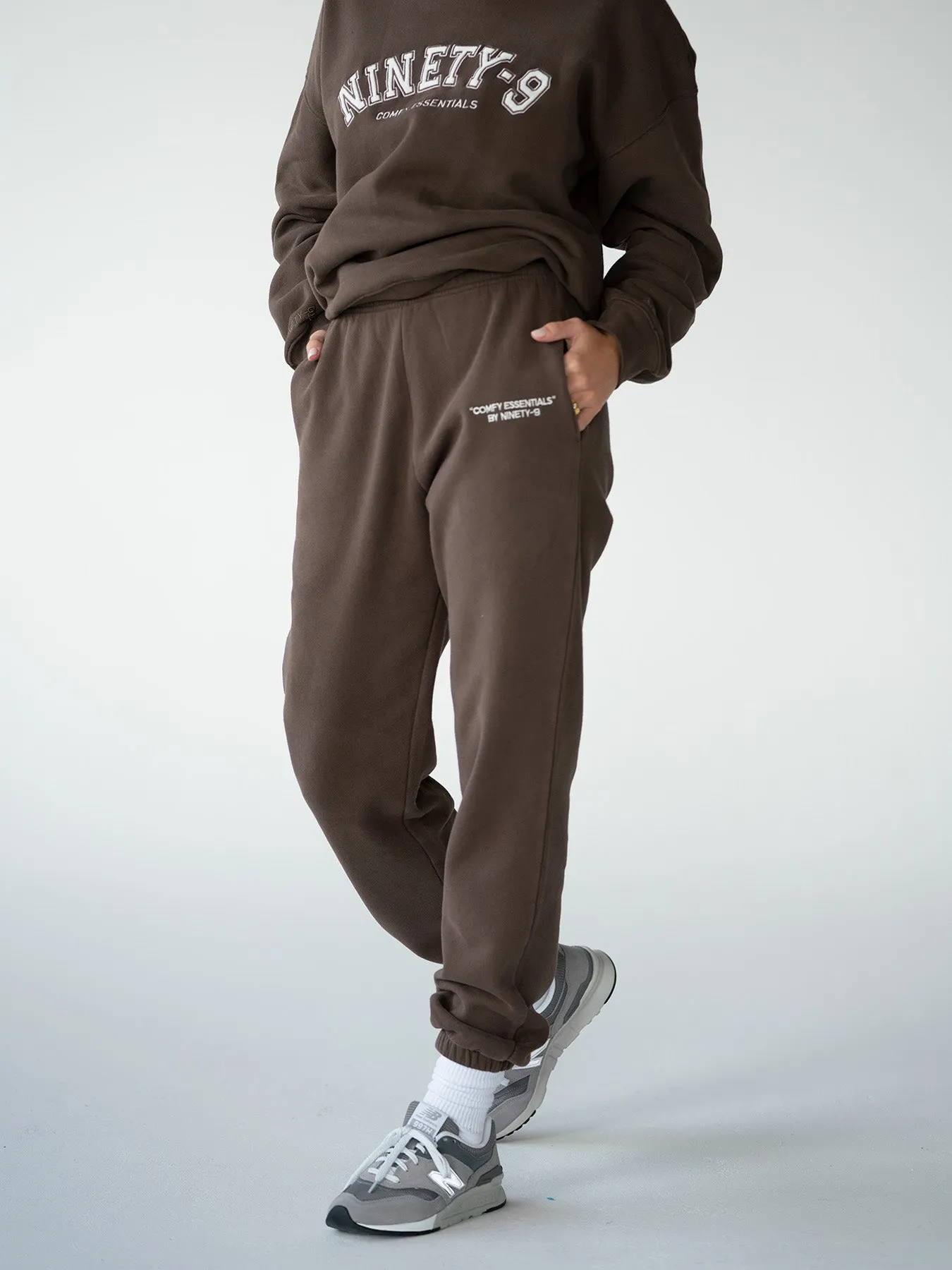 ESSENTIALS - Sweatpants  •  Brown