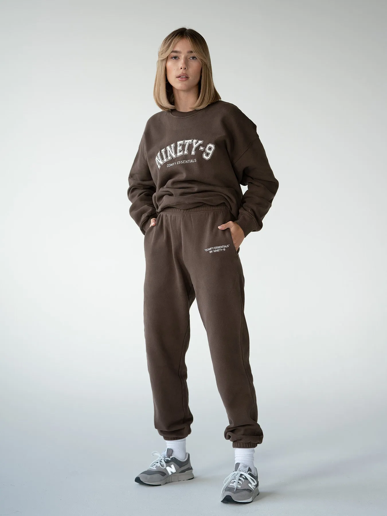 ESSENTIALS - Sweatpants  •  Brown
