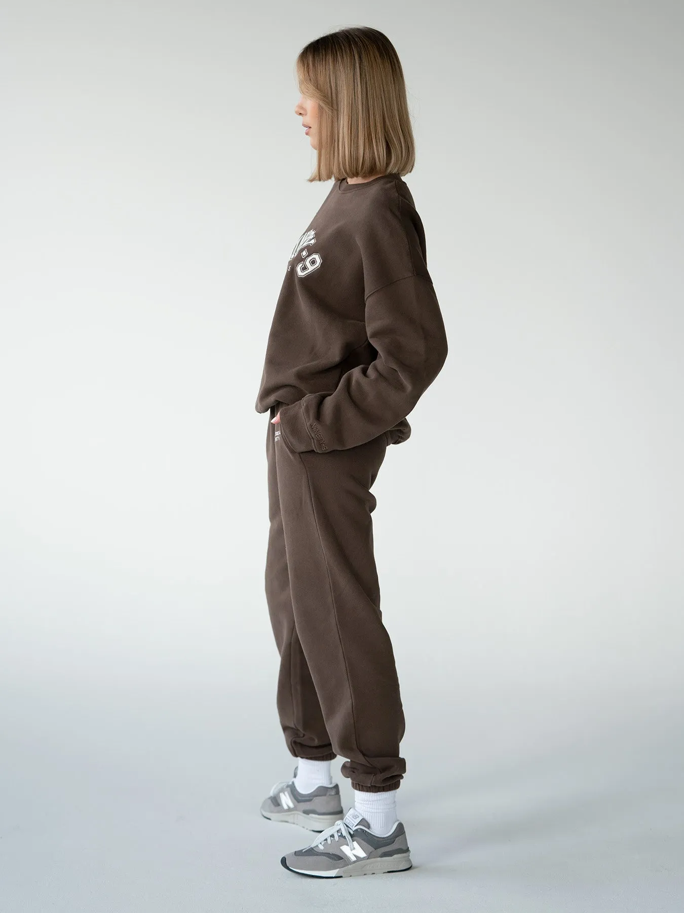 ESSENTIALS - Sweatpants  •  Brown