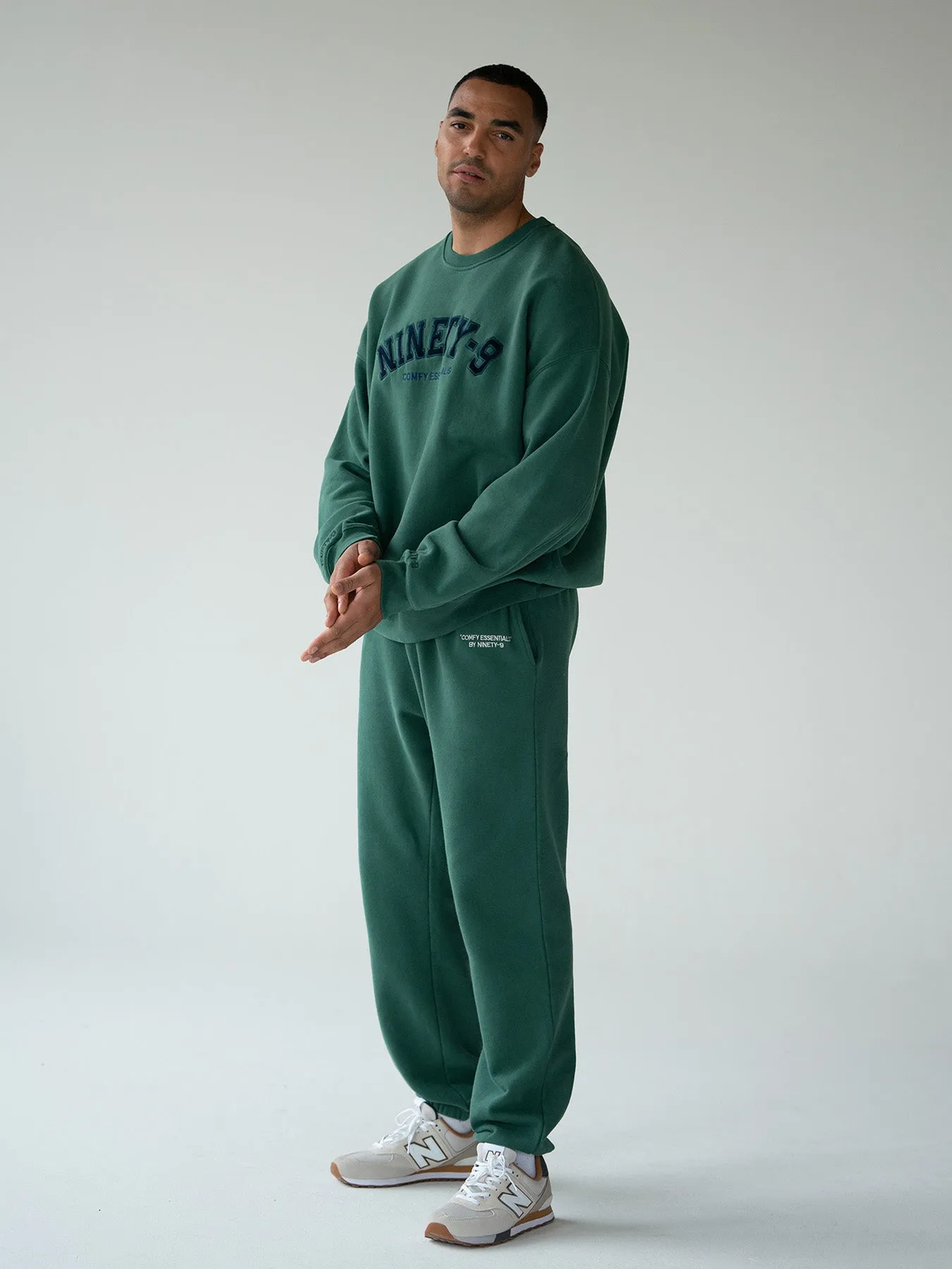 ESSENTIALS - Sweatpants  •  Forest Green