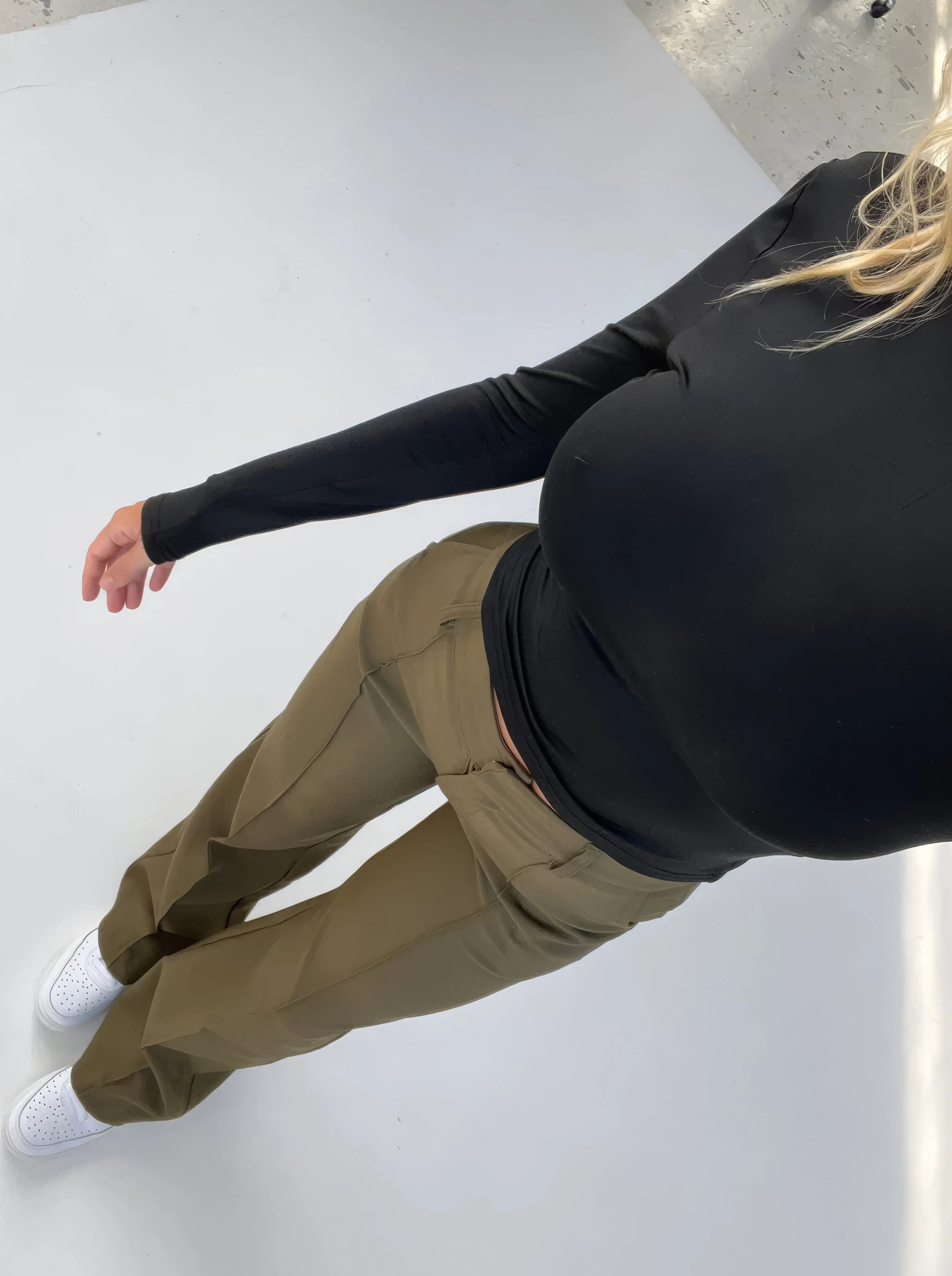 High-waisted pants