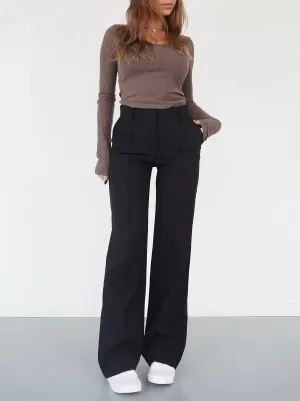 High-waisted pants