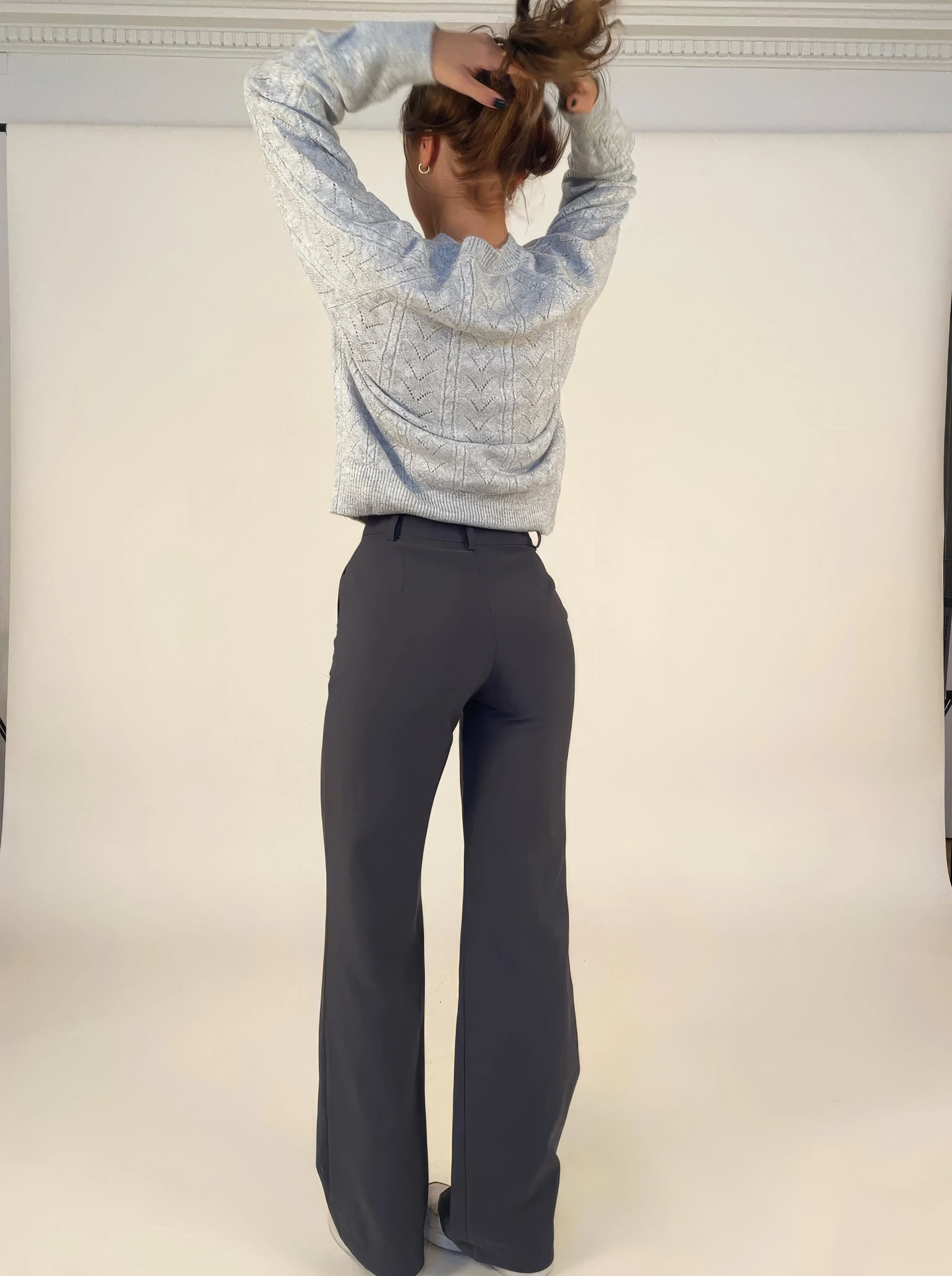 High-waisted pants