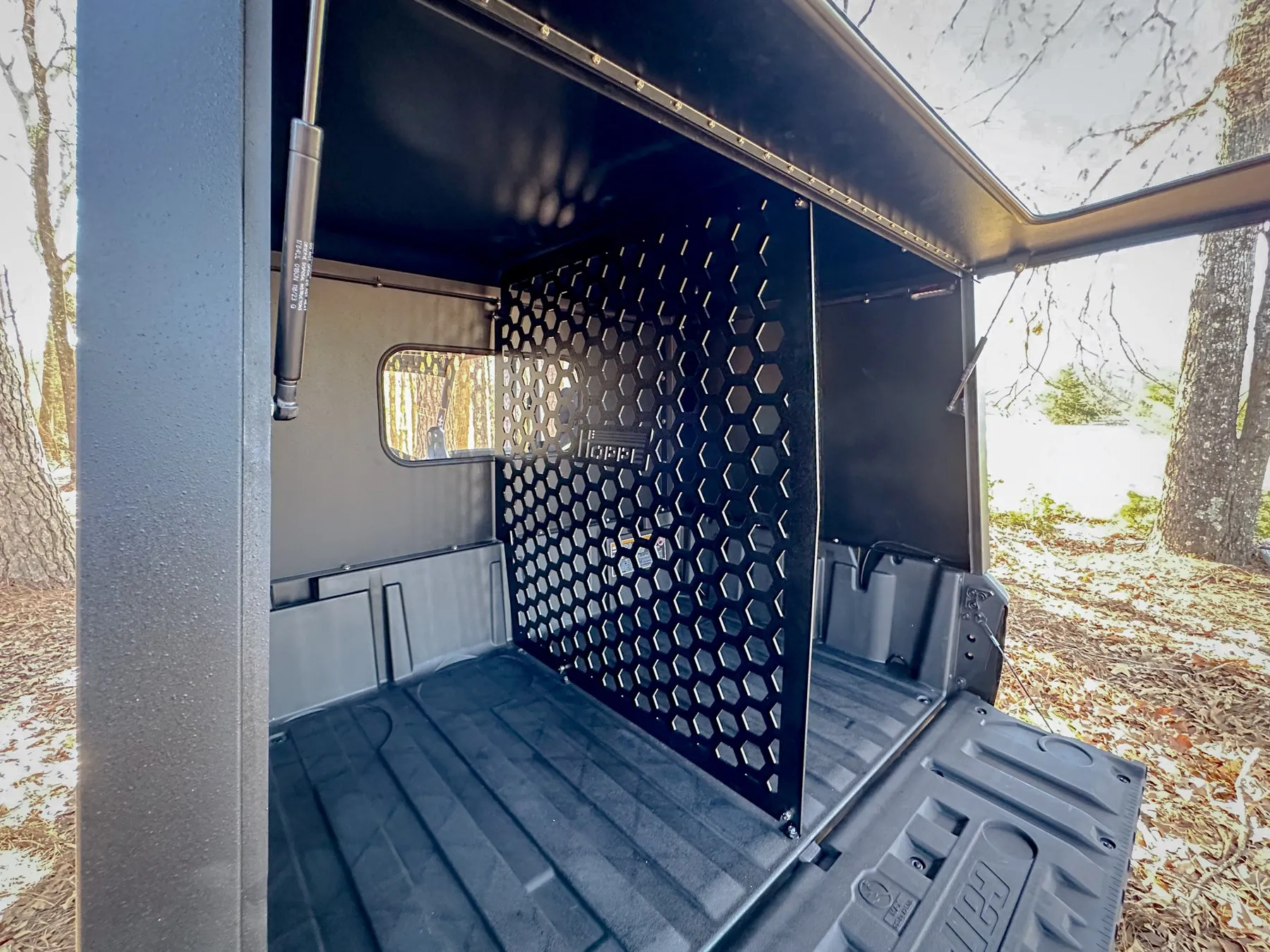 Hoppe Toy Box for Defender