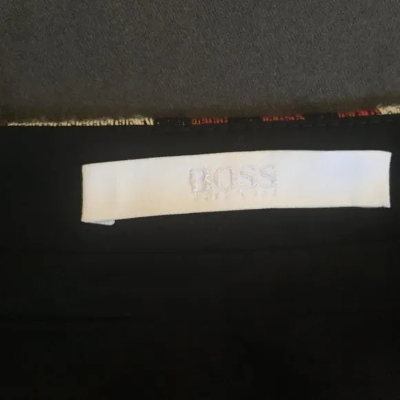 Hugo Boss Stretch Wool Slim-fit Mini Pencil Skirt