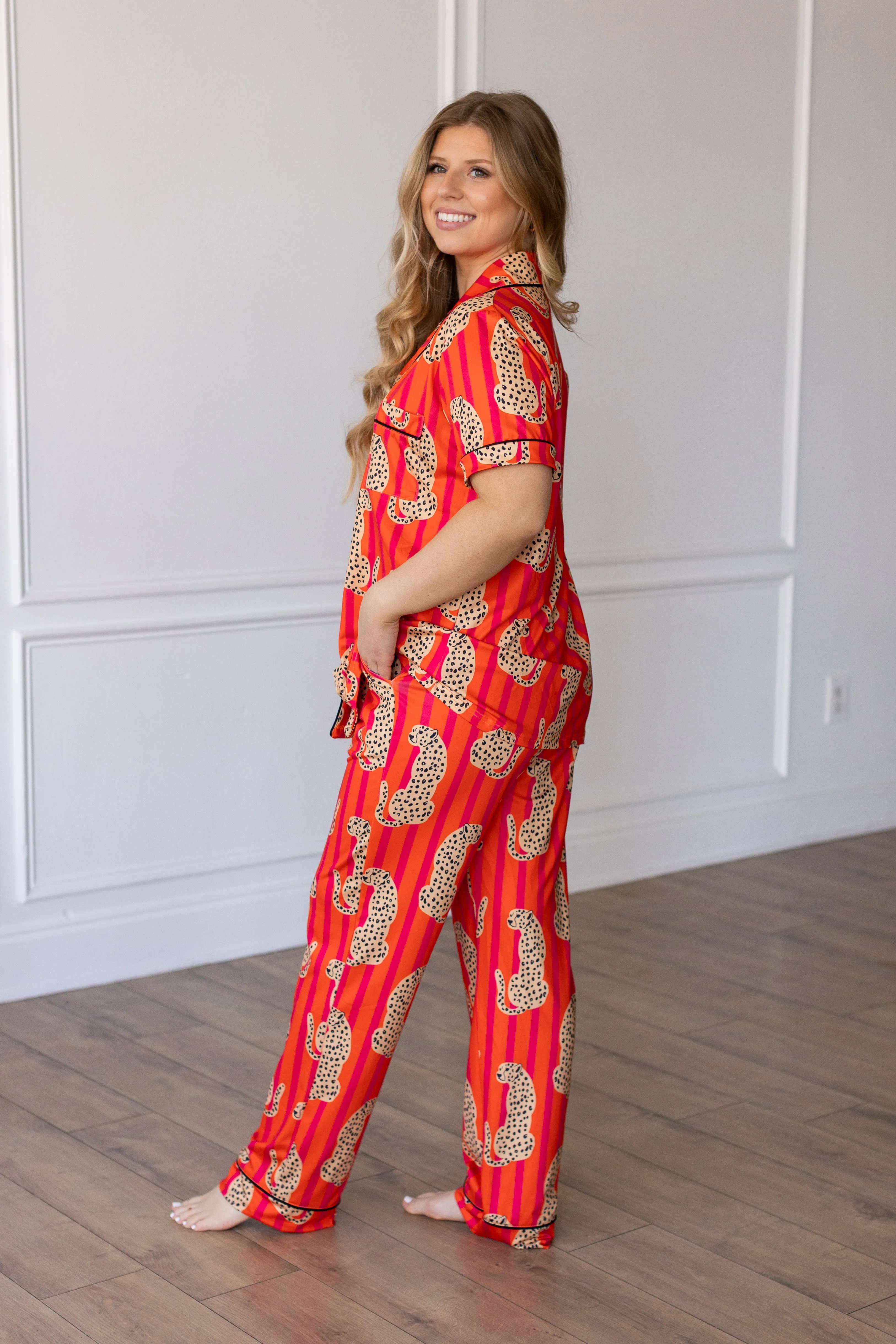 JUNGLE WILD SHORT SLEEVE WITH PANTS LOUNGE SET
