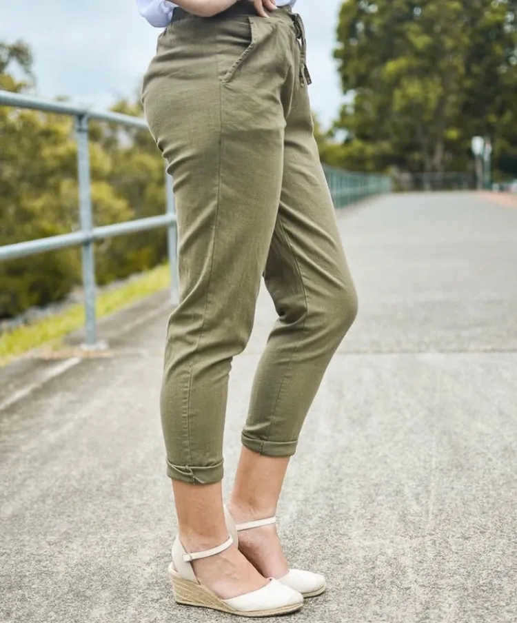 Leah Cotton Tie Waist Pant In Khaki