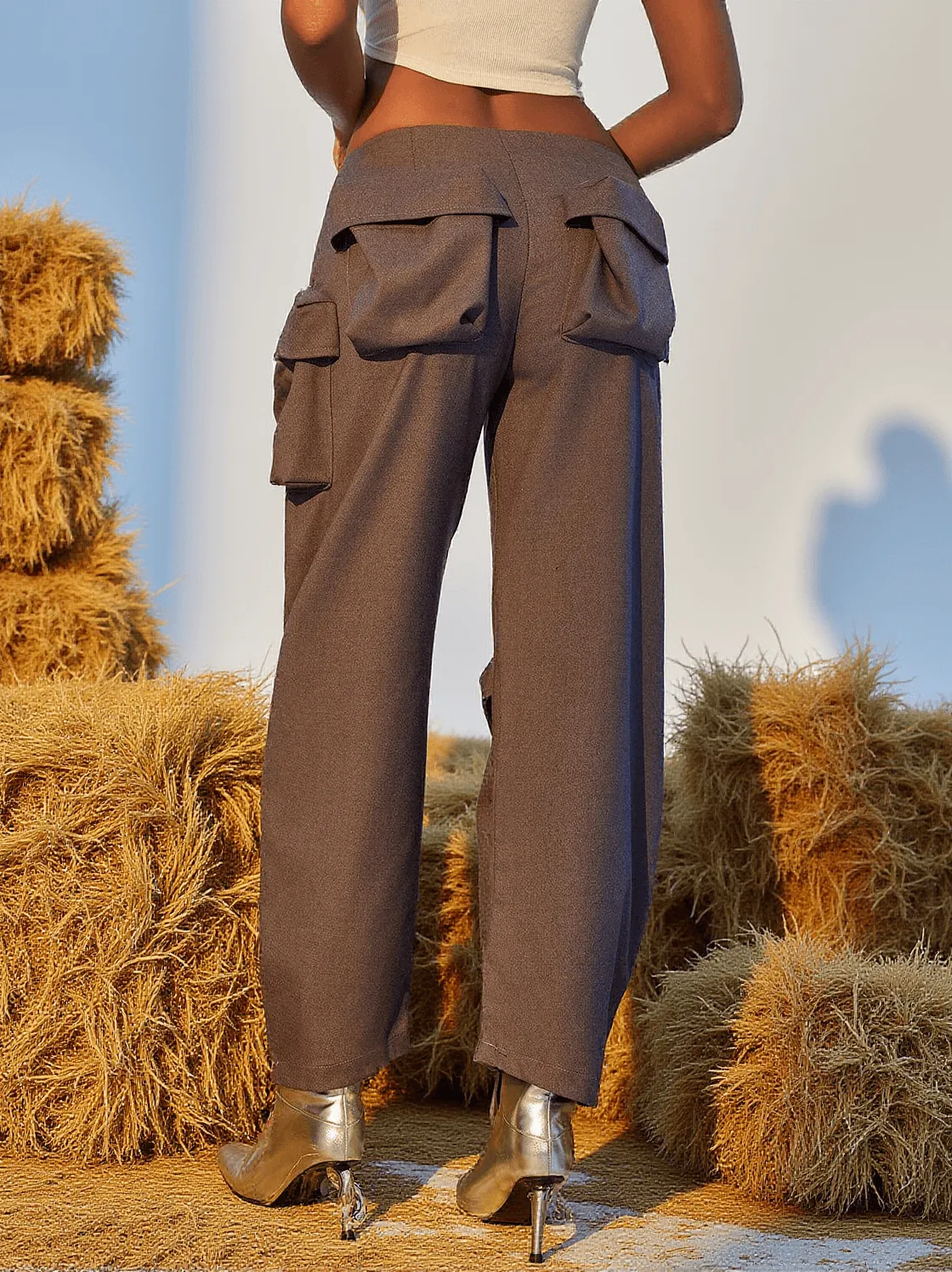 Leica Pockets Embellished Cargo Pants