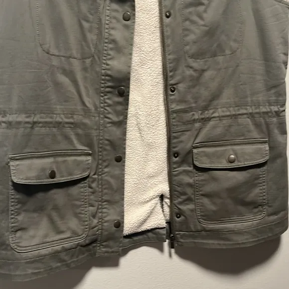 L.L. BEAN Women's Olive Green Utility Sherpa Lined Vest, Size M