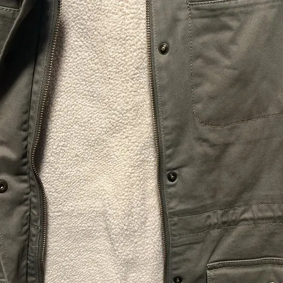 L.L. BEAN Women's Olive Green Utility Sherpa Lined Vest, Size M