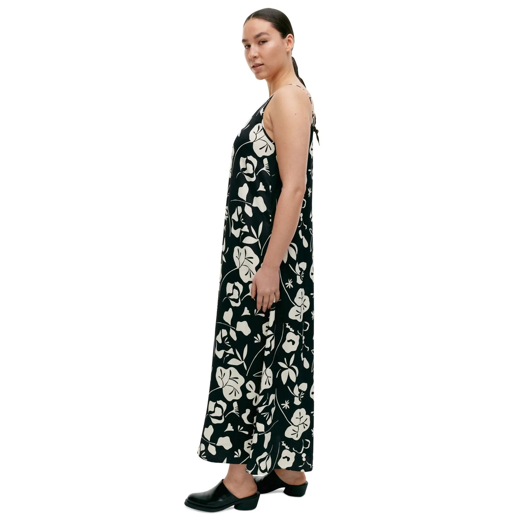 Marimekko Seurassa Nokturno Satin Dress