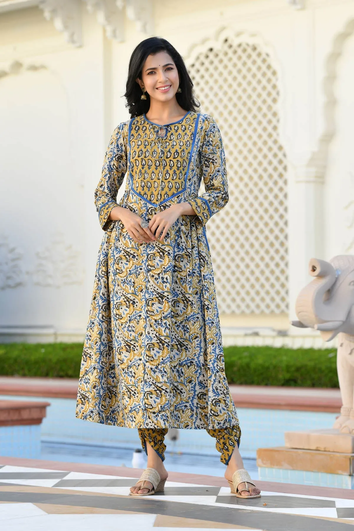 MULMUL DEEVENA AJRAKH PRINT SUIT SET