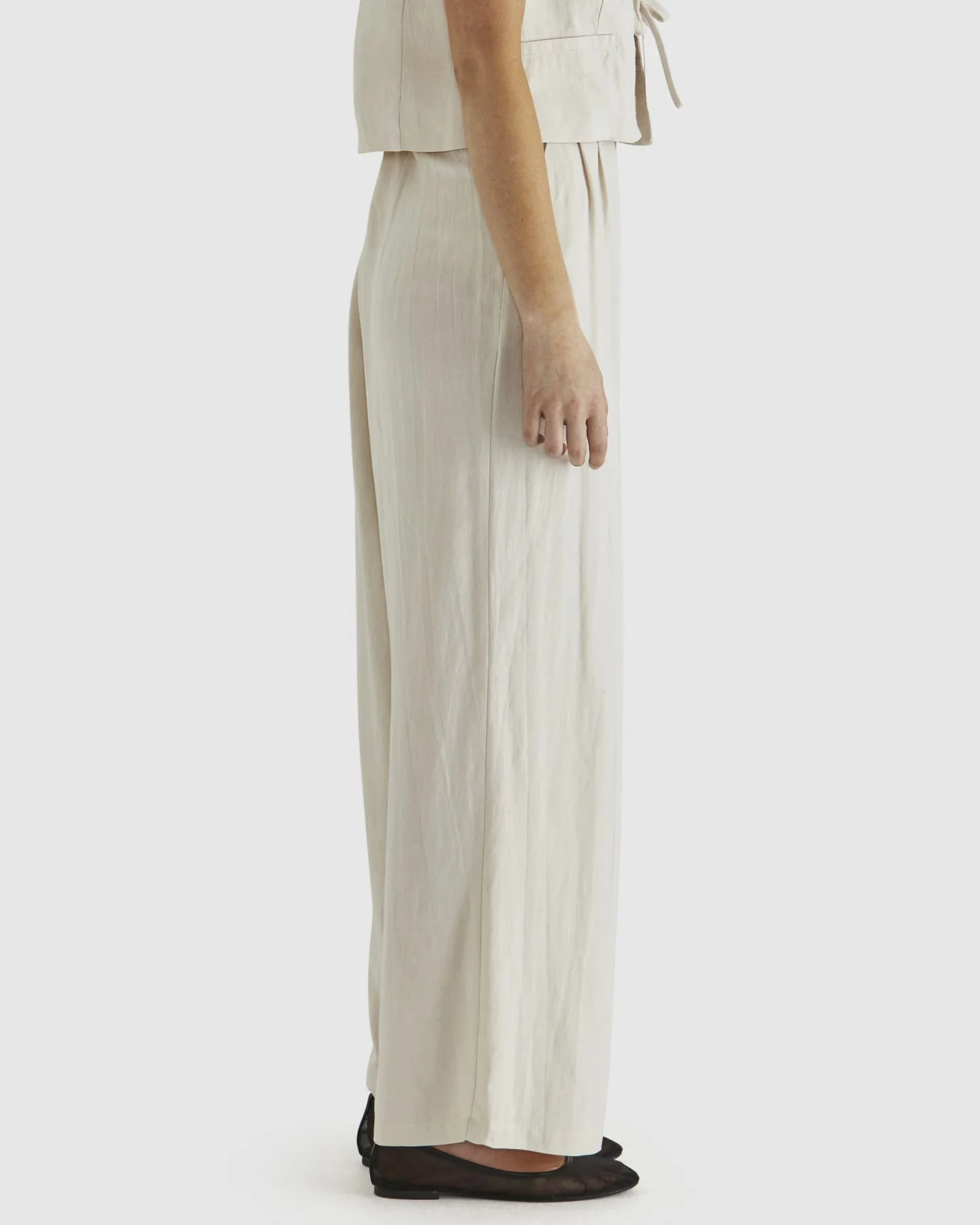 Natalia Pant - Bone