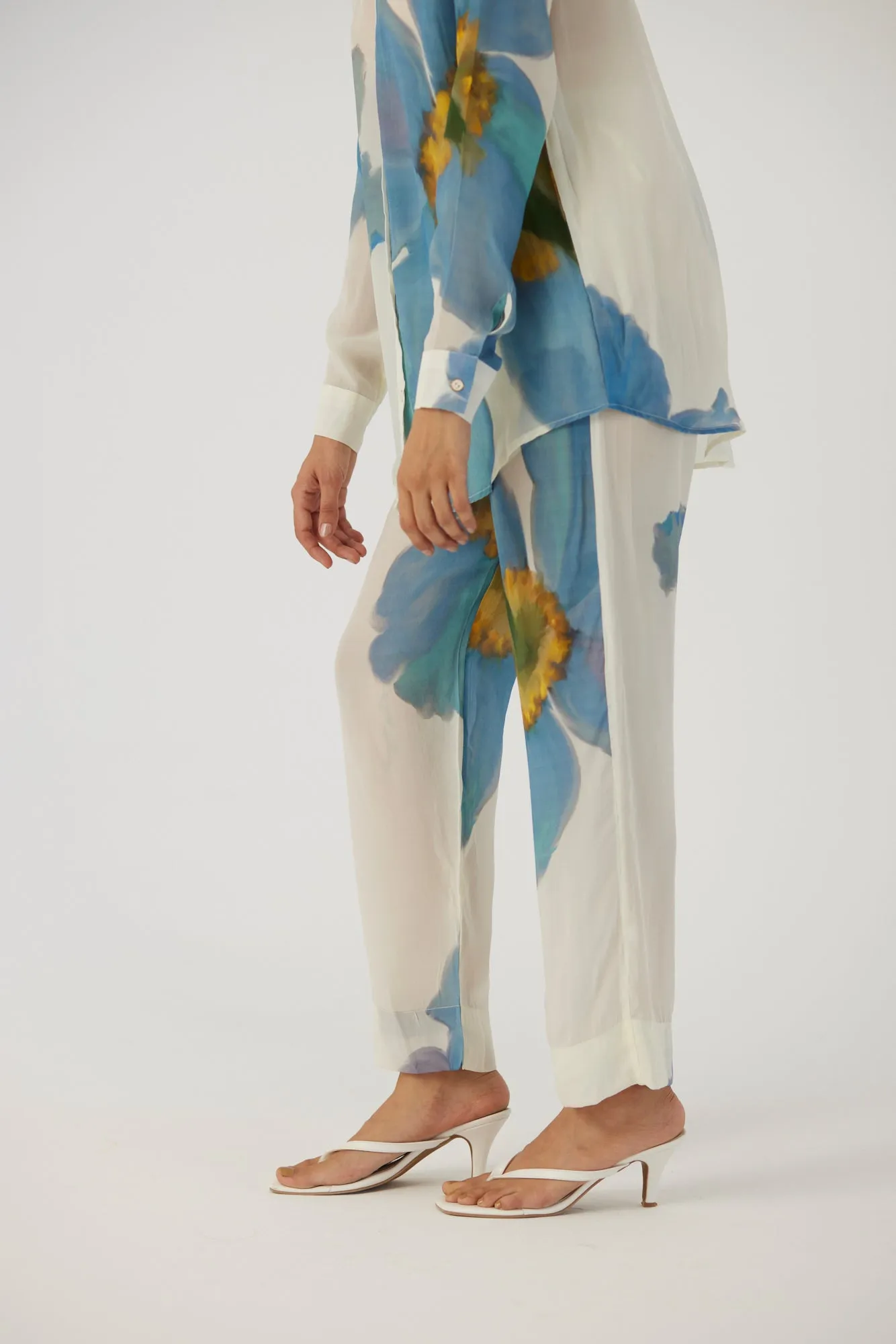 New Season Fall 24/Summer 25-Coord Set Crepe Blue Poppies White-YAMBB12-Fashion Edit Yam