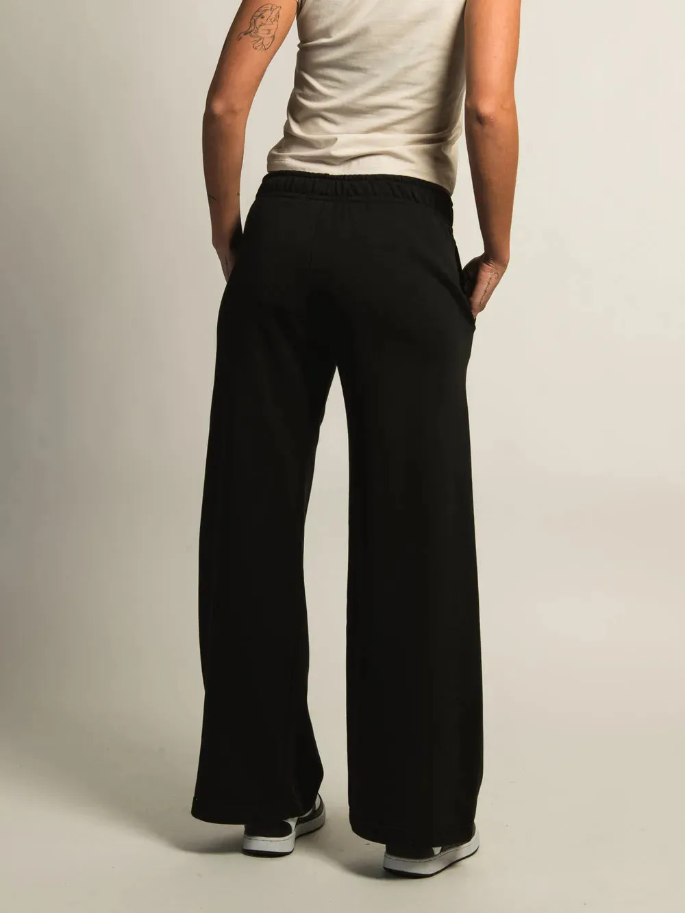 NIKE SPORTSWEAR CLUB FLEECE WIDE PANT HJ0869-010