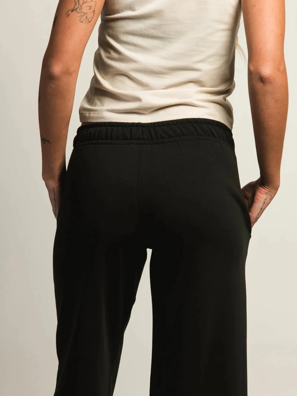 NIKE SPORTSWEAR CLUB FLEECE WIDE PANT HJ0869-010