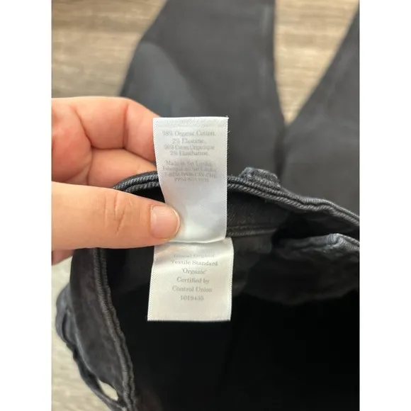 NWT Everlane The Original Curvy Cheeky Crop Jean Organic Cotton Black Size 35