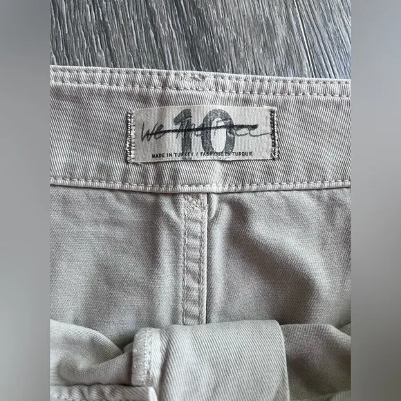 NWTT Utility Cotton Miniskirt FREE PEOPLE. Color is sand white!
