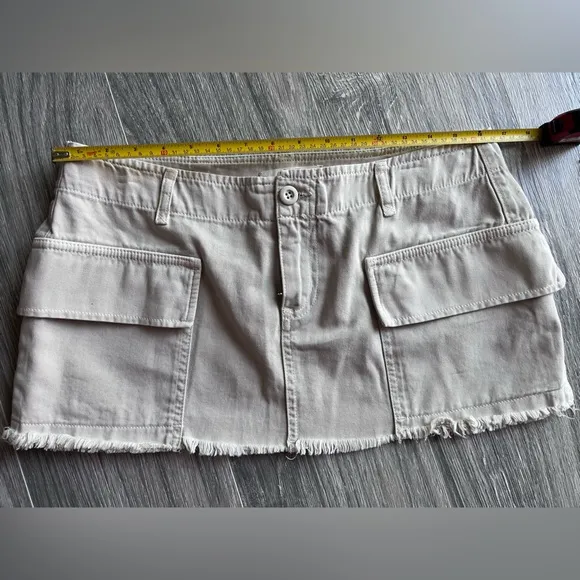 NWTT Utility Cotton Miniskirt FREE PEOPLE. Color is sand white!