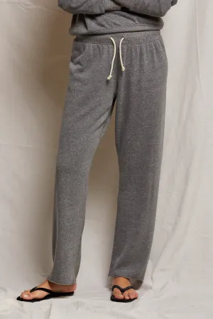 PERFECT WHITE TEE- Collins Fleece Straight Leg Sweatpant Dark Heather Grey