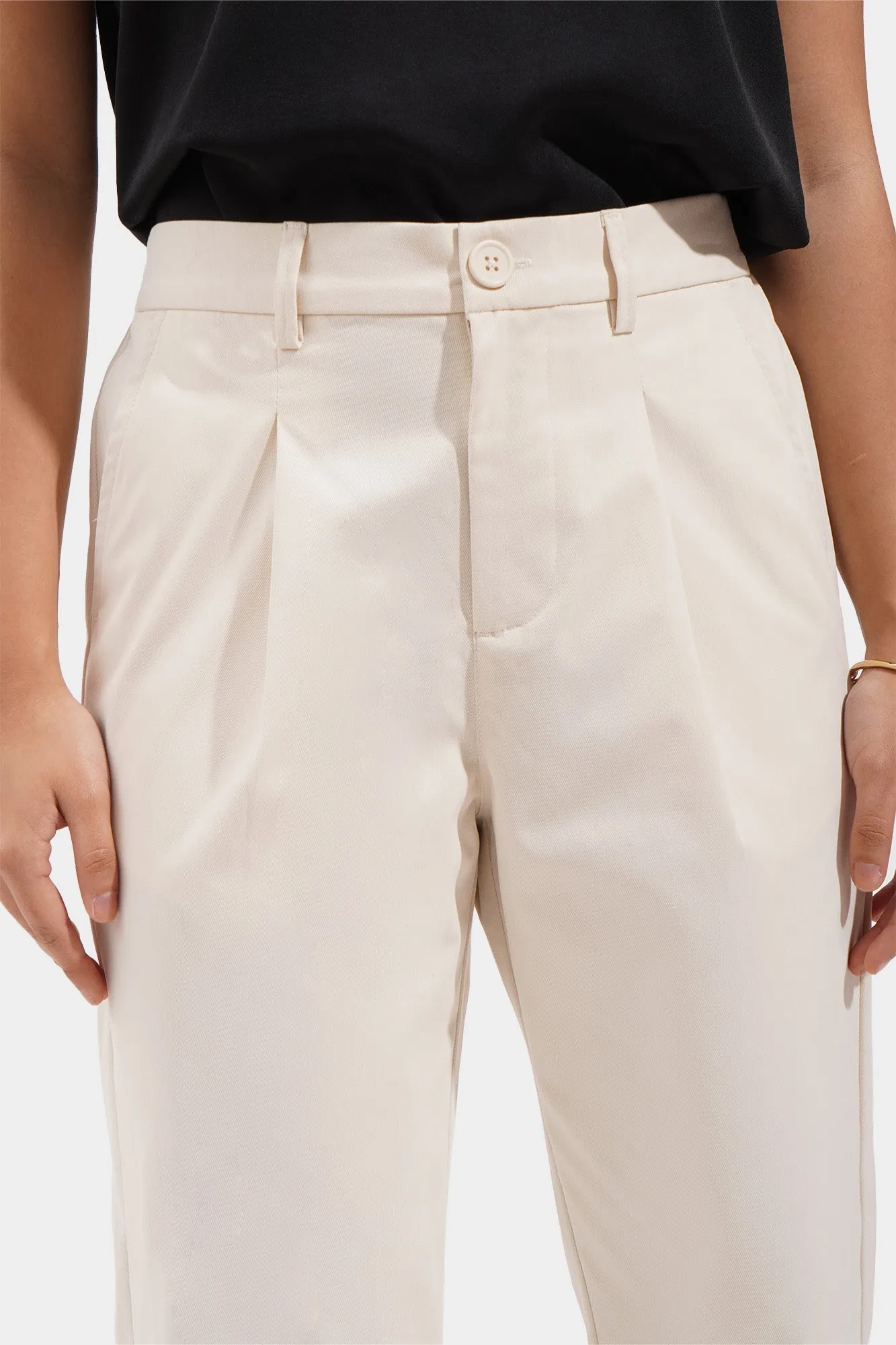 Pleated Slim Fit Cozy Pants