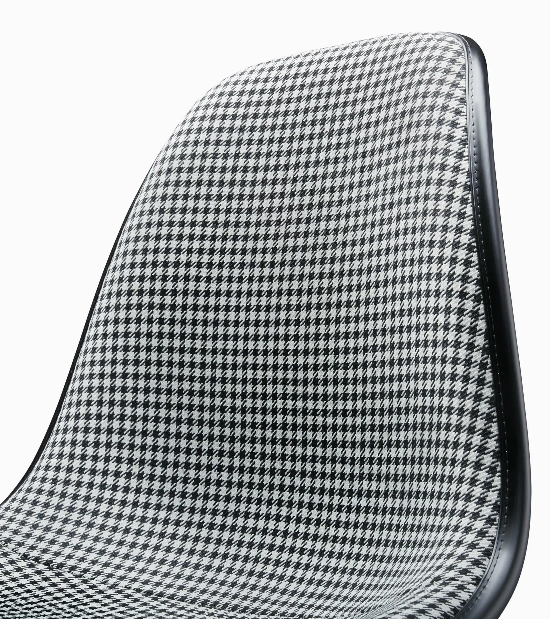 Porsche Eames Plastic Side Chair Pepita Edition – Limited Edition