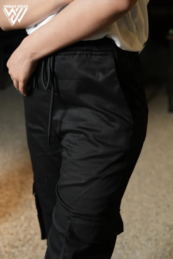 Premium Black 6-Pocket Cargo Pants | Modern Unisex Streetwear Essential
