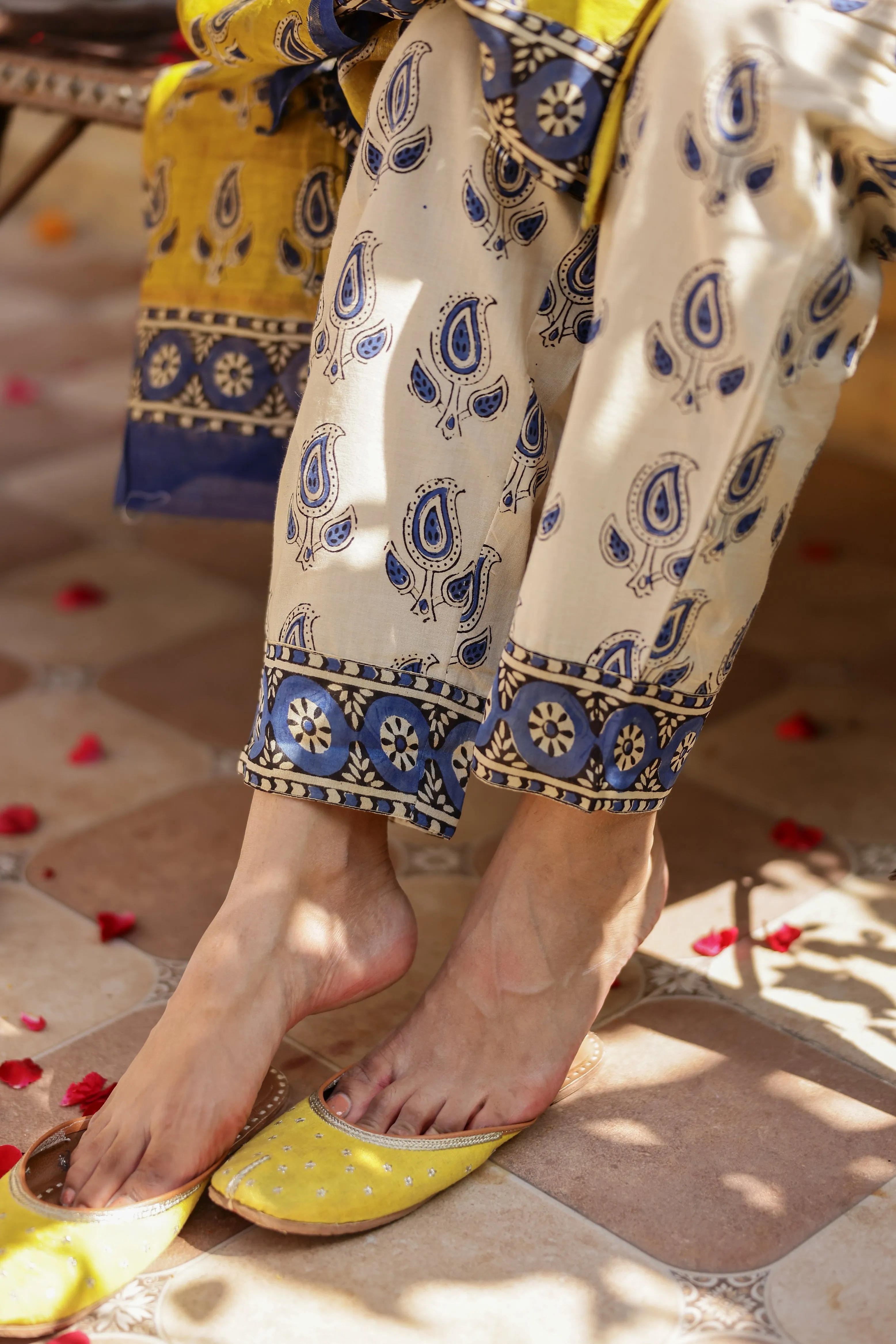 "Jalsa" Bagru Hand Block Printed Chanderi Suit Set(3pc)